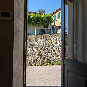 Casa Mustiola Guest house